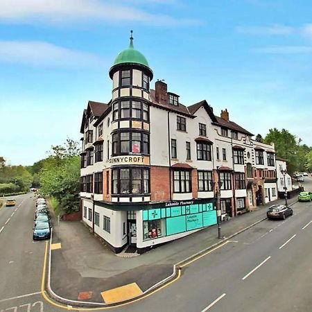 Finest Retreats - Sunnycroft Penthouse Apartman Llandrindod Wells Kültér fotó
