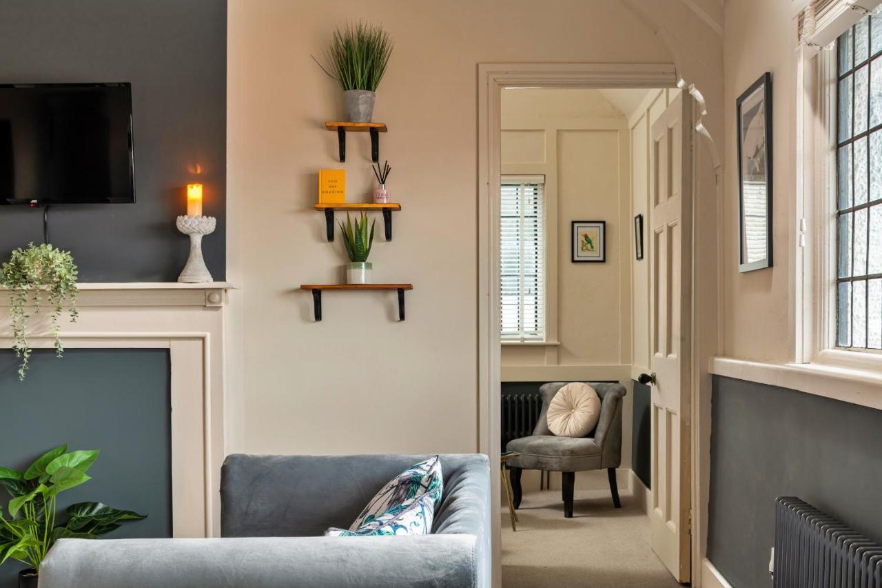 Finest Retreats - Sunnycroft Penthouse Apartman Llandrindod Wells Kültér fotó