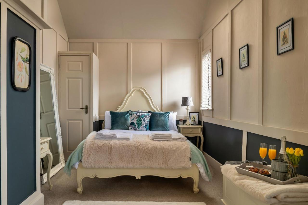 Finest Retreats - Sunnycroft Penthouse Apartman Llandrindod Wells Kültér fotó